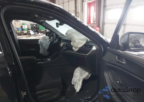 2024 Jeep Grand Cherokee L Laredo X 4X4 from USA, damaged, VIN 1C4RJKAG5R8618022